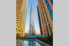 FIRST CLASS 1BR with DUBAI SKYLINE view